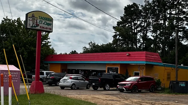 El Lugar Taqueria in Tyler, TX
